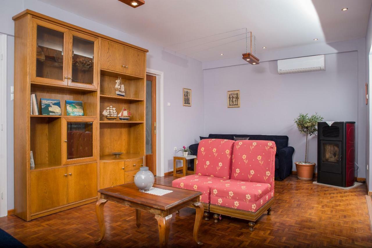 Thea Apartment Кавала Екстер'єр фото